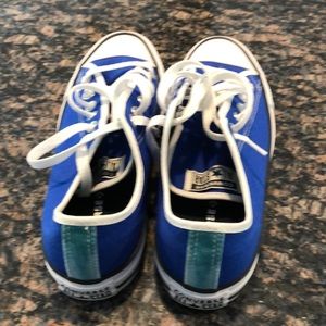 Never worn, custom-designed sneakers. Women’s 8